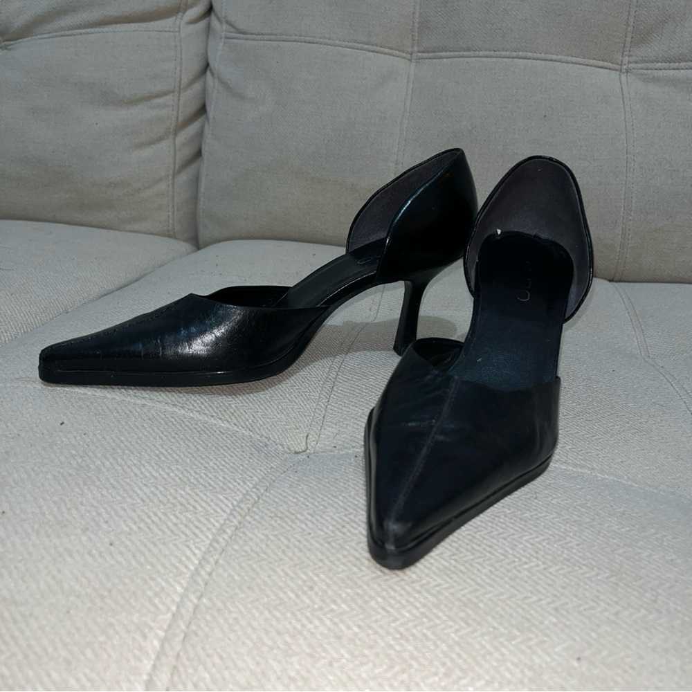 Aldo black heels size 35 / 4- 4.5